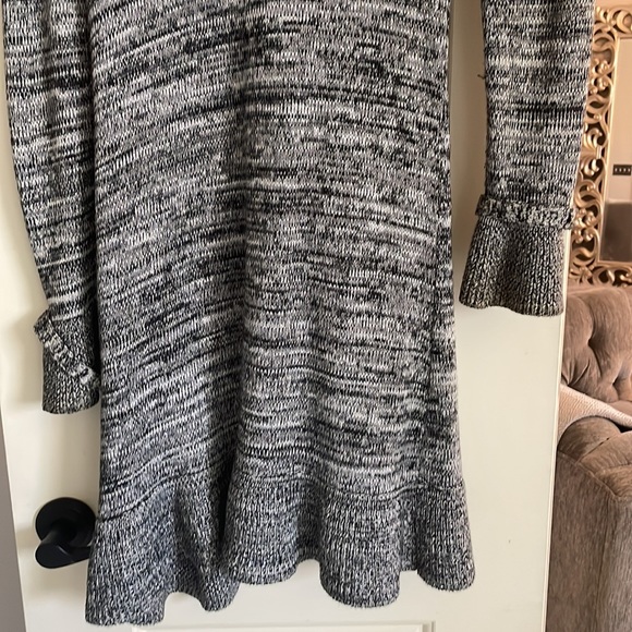 Gorgeous WHBM long sweater - Picture 4 of 5